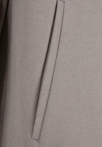 Шерстяное пальто