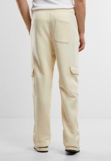 Брюки с накладными карманами