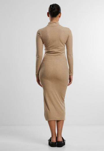 Платье футляр