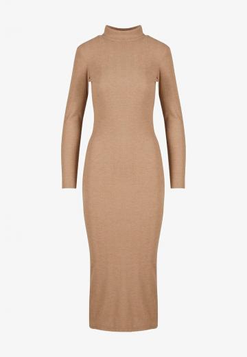 Платье футляр