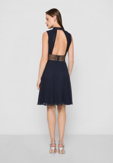 Коктейльное платье
