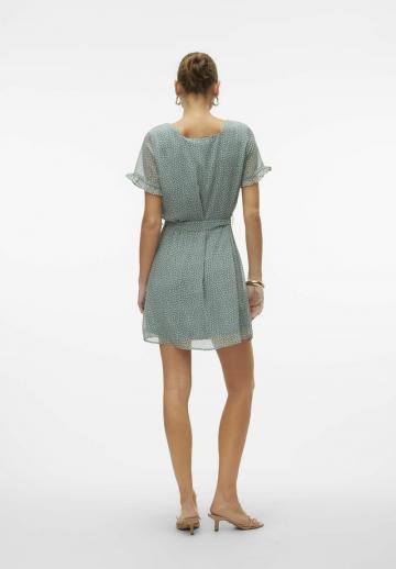 Короткое платье