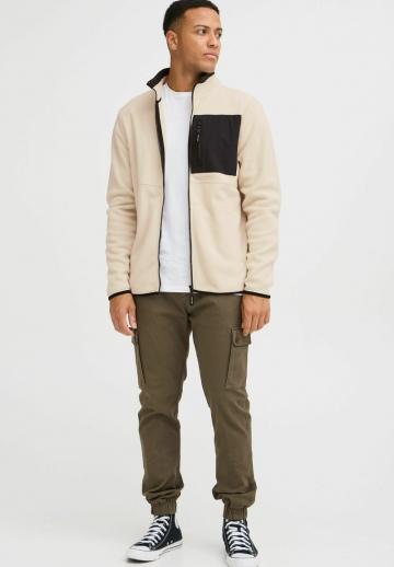 Флисовая куртка