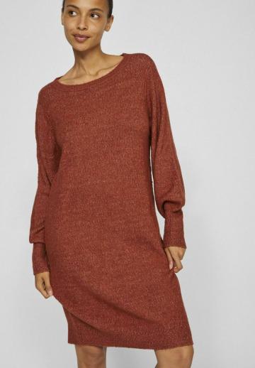 Вязаное платье