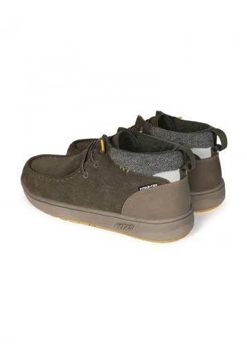 Ботинки на шнуровке