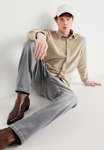 Прямые джинсы