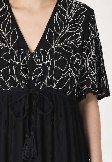 Летнее платье