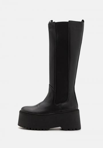 Сапоги на платформе