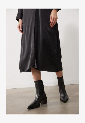 Ковбойские сапожки