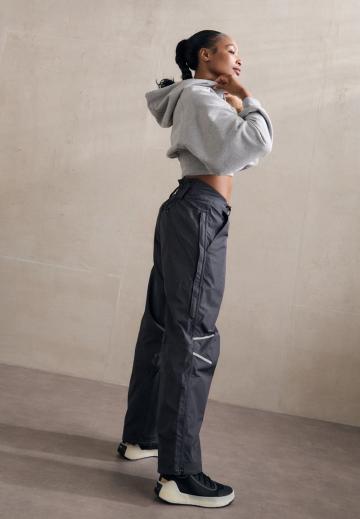 Спортивная толстовка