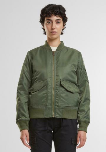 Куртка с накладнымит карманами