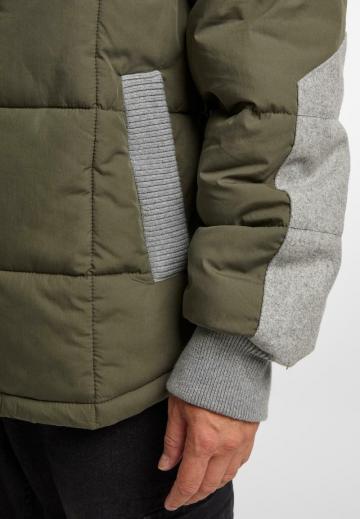 Зимняя куртка