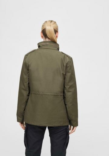 Куртка с накладнымит карманами