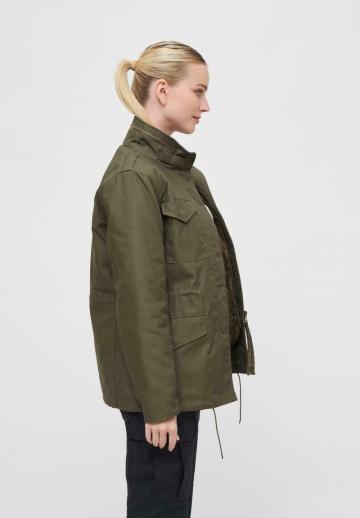 Куртка с накладнымит карманами