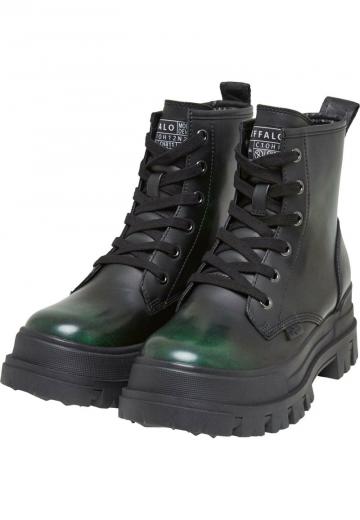 Ботинки на шнуровке