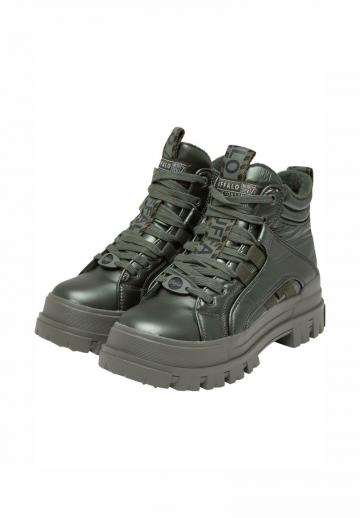 Ботинки на шнуровке