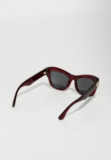 Солнечные очки