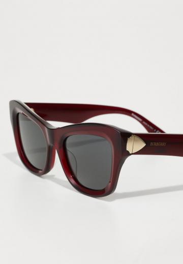 Солнечные очки