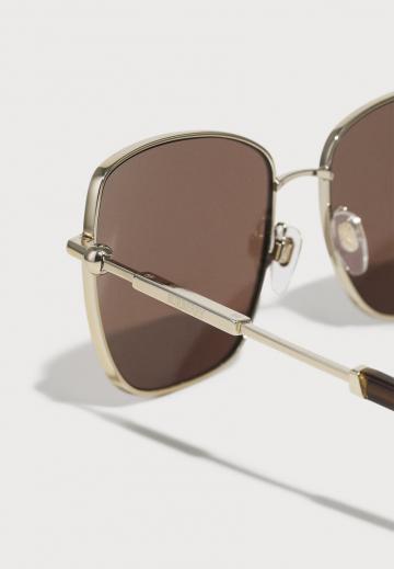 Солнечные очки