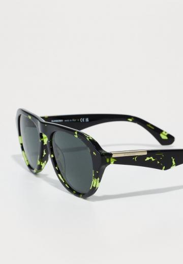 Солнечные очки