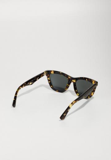 Солнечные очки