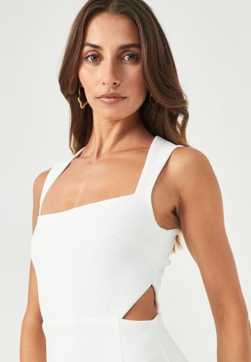 Платье футляр