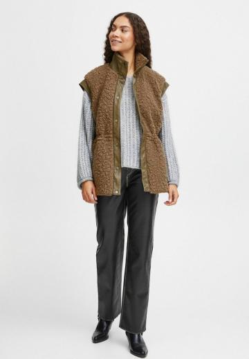 Длинный жилет