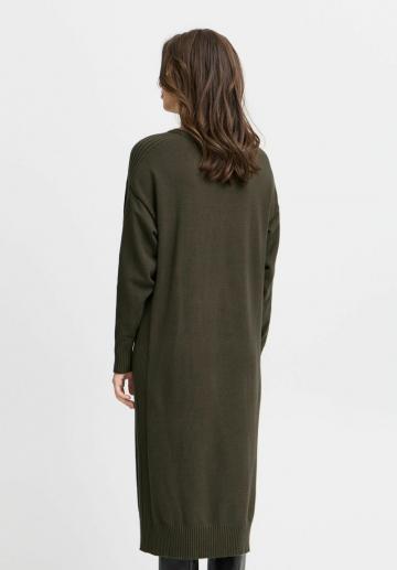 Вязаное платье