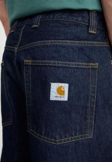 Свободные джинсы