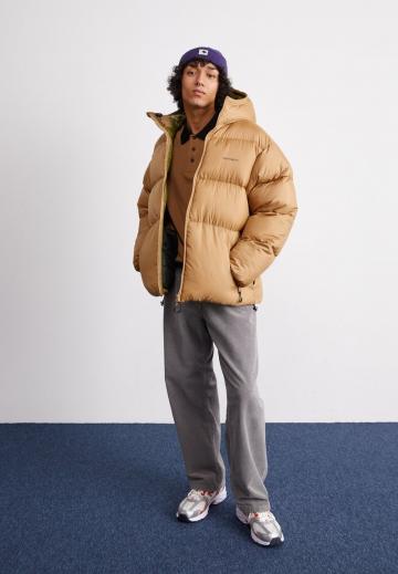 Зимняя куртка