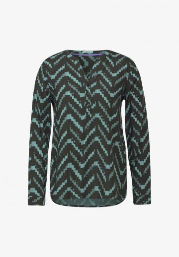 Атласная блузка