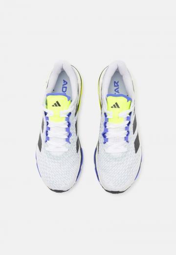 Беговые кроссовки