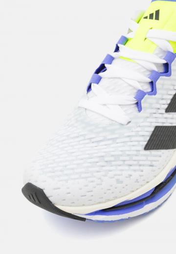 Беговые кроссовки