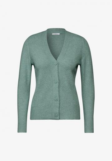 Вязаная кофта