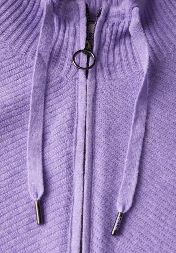 Вязаная кофта