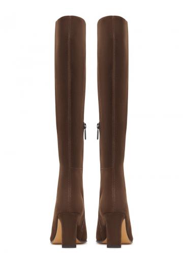 Высокие сапоги