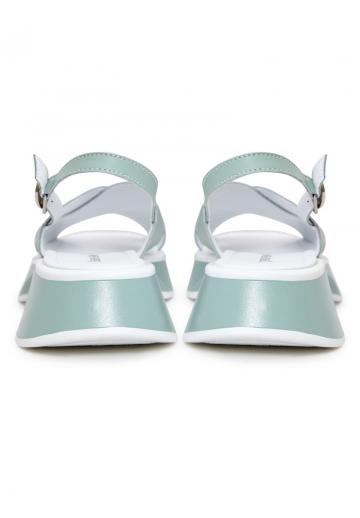 Босоножки на платформе