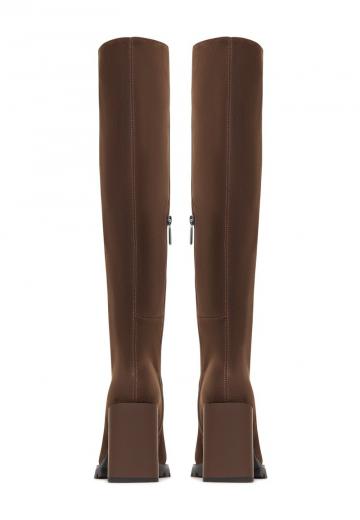 Высокие сапоги