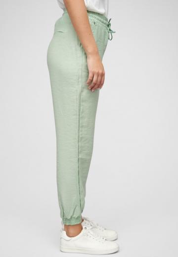 Спортивные штаны