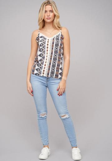 Топ на бретельках