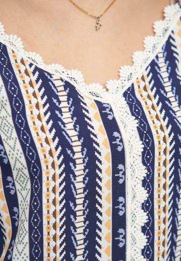 Топ на бретельках