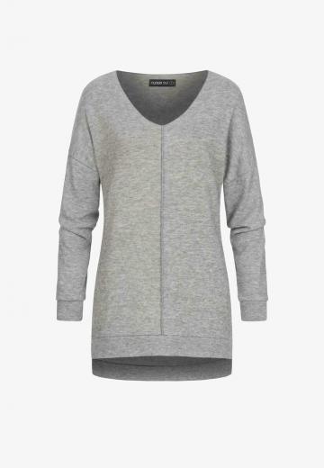 Длинный пуловер