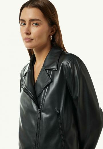 Байкерская куртка