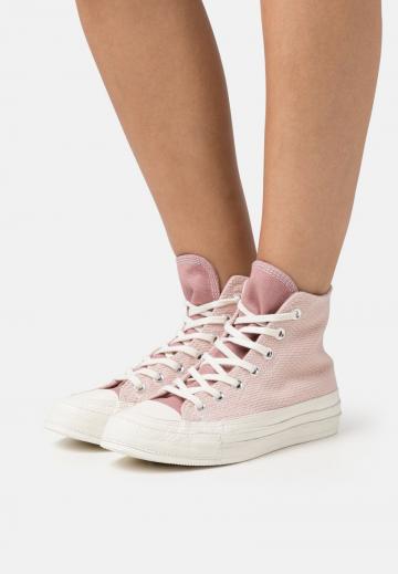 Высокие кеды