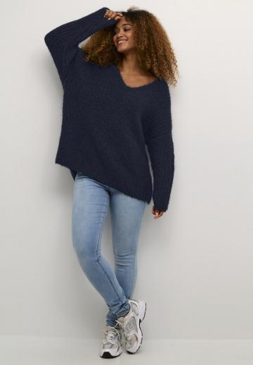 Длинный пуловер