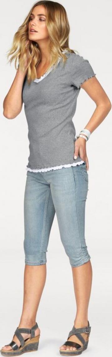 Джинсы капри