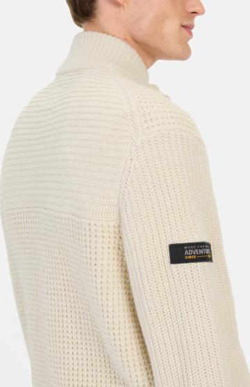 Вязаная кофта