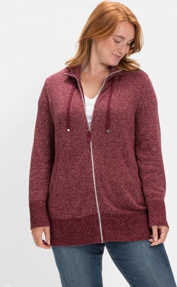 Вязаная кофта