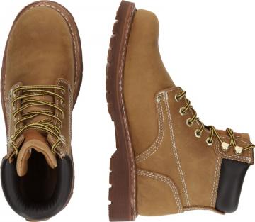 Ботинки на шнурках