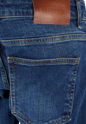 Узкие джинсы